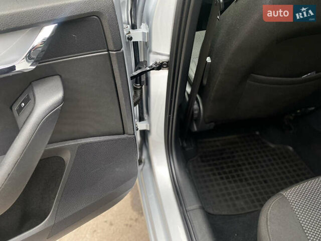 Серый Шкода Октавия, объемом двигателя 1.97 л и пробегом 315 тыс. км за 9999 $, фото 15 на Automoto.ua