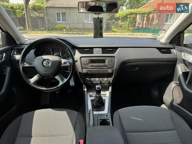 Сірий Шкода Октавія, об'ємом двигуна 1.6 л та пробігом 265 тис. км за 9999 $, фото 12 на Automoto.ua