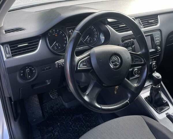 Серый Шкода Октавия, объемом двигателя 1.6 л и пробегом 217 тыс. км за 10300 $, фото 10 на Automoto.ua