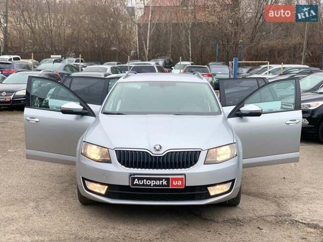 Серый Шкода Октавия, объемом двигателя 2 л и пробегом 284 тыс. км за 12990 $, фото 9 на Automoto.ua