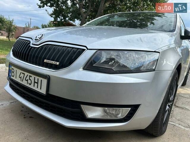 Шкода Октавия 2014 в Полтаве на Automoto.ua Серый Шкода Октавия, объемом двигателя 1.6 л и пробегом 280 тыс. км за 11190 $, фото 10 на Automoto.ua