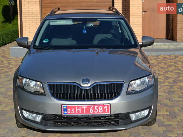 Серый Шкода Октавия, объемом двигателя 2 л и пробегом 228 тыс. км за 12500 $, фото 3 на Automoto.ua