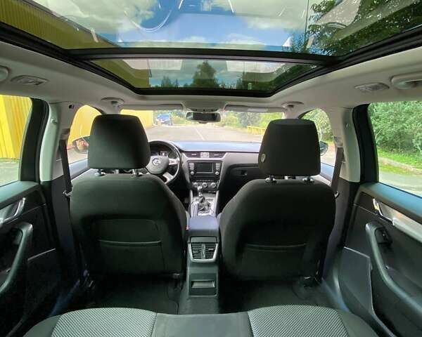 Шкода Октавия 2014 в Хмельницком на Automoto.ua Серый Шкода Октавия, объемом двигателя 1.6 л и пробегом 270 тыс. км за 11999 $, фото 42 на Automoto.ua