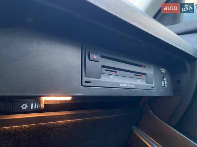 Сірий Шкода Октавія, об'ємом двигуна 2 л та пробігом 225 тис. км за 12200 $, фото 42 на Automoto.ua