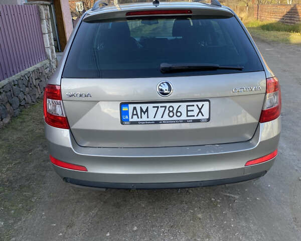 Серый Шкода Октавия, объемом двигателя 1.6 л и пробегом 330 тыс. км за 10300 $, фото 1 на Automoto.ua