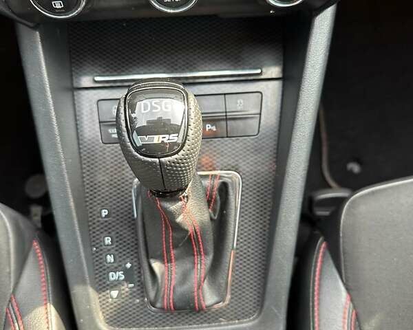 Шкода Октавия 2014 в Мукачеве на Automoto.ua Серый Шкода Октавия, объемом двигателя 1.97 л и пробегом 286 тыс. км за 14499 $, фото 18 на Automoto.ua