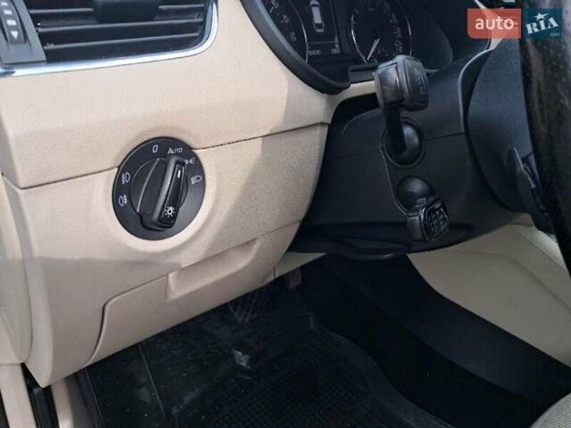 Шкода Октавія 2014 у Костополе на Automoto.ua Сірий Шкода Октавія, об'ємом двигуна 1.97 л та пробігом 364 тис. км за 11600 $, фото 24 на Automoto.ua