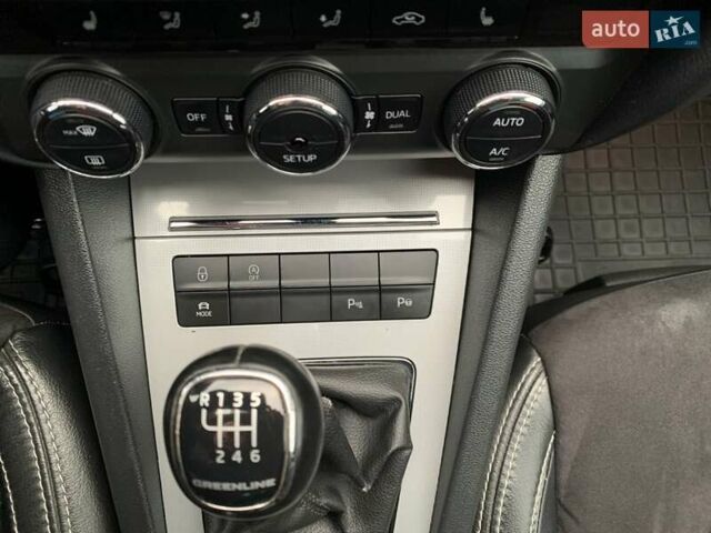 Серый Шкода Октавия, объемом двигателя 1.6 л и пробегом 276 тыс. км за 14000 $, фото 10 на Automoto.ua