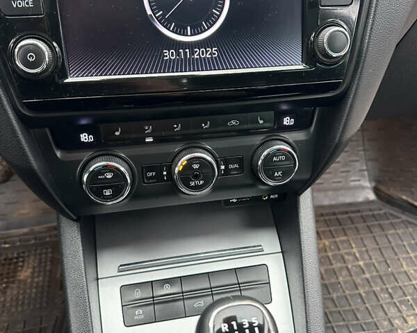 Сірий Шкода Октавія, об'ємом двигуна 1.97 л та пробігом 311 тис. км за 11900 $, фото 26 на Automoto.ua