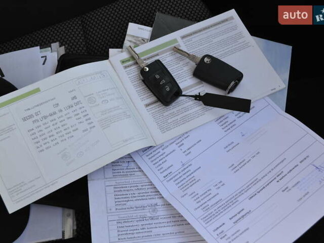 Серый Шкода Октавия, объемом двигателя 2 л и пробегом 228 тыс. км за 12500 $, фото 51 на Automoto.ua