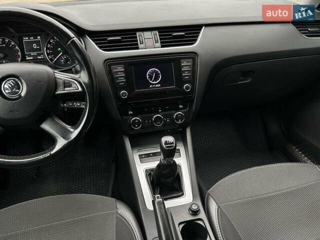 Сірий Шкода Октавія, об'ємом двигуна 1.6 л та пробігом 286 тис. км за 10999 $, фото 41 на Automoto.ua