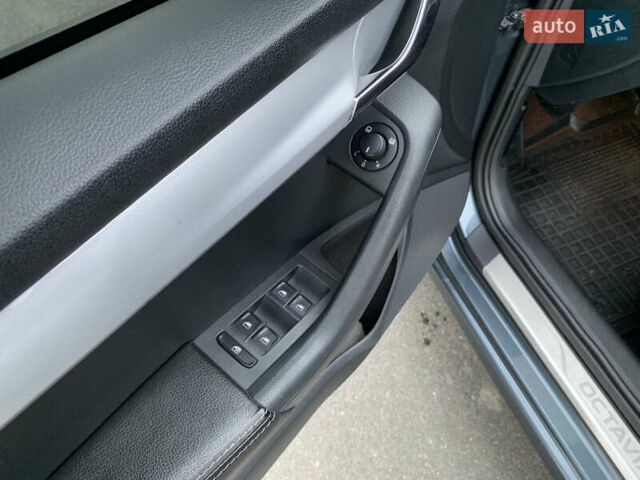 Сірий Шкода Октавія, об'ємом двигуна 1.6 л та пробігом 277 тис. км за 13200 $, фото 28 на Automoto.ua