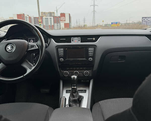 Сірий Шкода Октавія, об'ємом двигуна 1.8 л та пробігом 228 тис. км за 11300 $, фото 28 на Automoto.ua