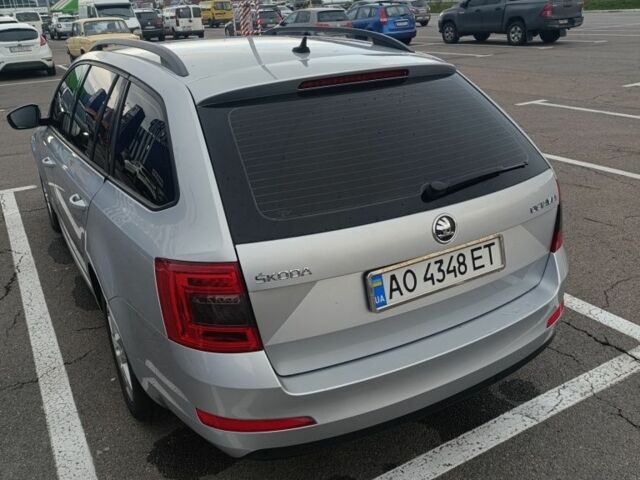 Серый Шкода Октавия, объемом двигателя 0 л и пробегом 250 тыс. км за 8000 $, фото 4 на Automoto.ua