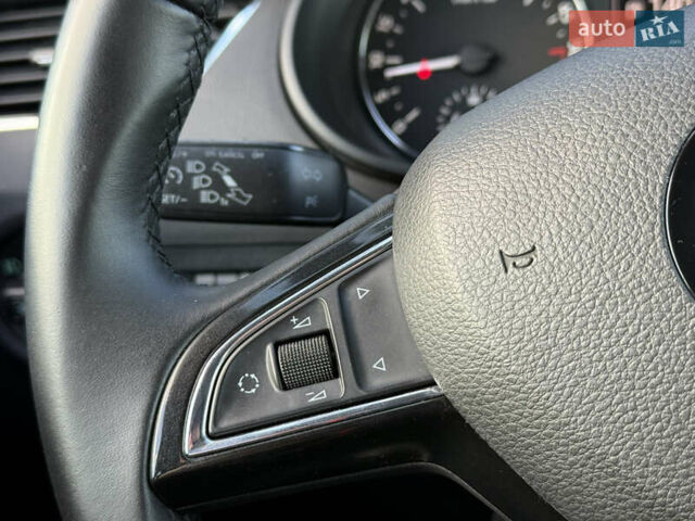 Сірий Шкода Октавія, об'ємом двигуна 1.6 л та пробігом 230 тис. км за 10999 $, фото 47 на Automoto.ua