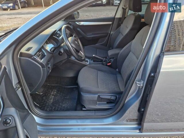 Серый Шкода Октавия, объемом двигателя 1.8 л и пробегом 235 тыс. км за 14500 $, фото 29 на Automoto.ua