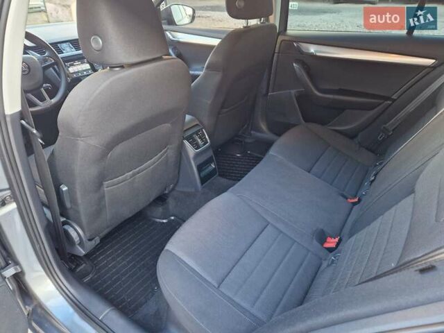 Серый Шкода Октавия, объемом двигателя 1.8 л и пробегом 235 тыс. км за 14500 $, фото 37 на Automoto.ua