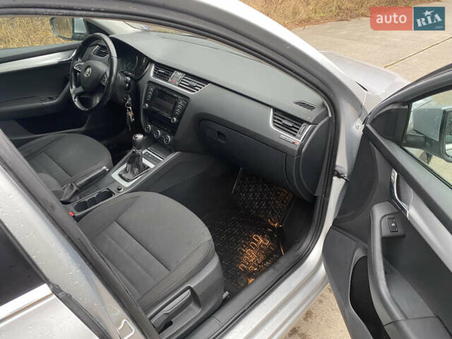 Сірий Шкода Октавія, об'ємом двигуна 1.6 л та пробігом 256 тис. км за 9300 $, фото 20 на Automoto.ua