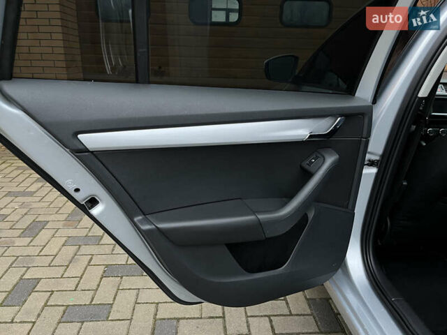 Сірий Шкода Октавія, об'ємом двигуна 1.8 л та пробігом 247 тис. км за 11350 $, фото 19 на Automoto.ua