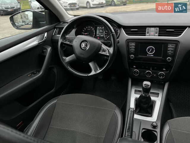 Сірий Шкода Октавія, об'ємом двигуна 1.6 л та пробігом 286 тис. км за 10999 $, фото 34 на Automoto.ua