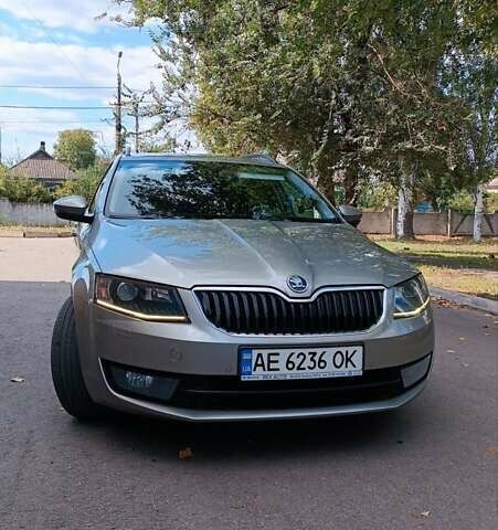 Серый Шкода Октавия, объемом двигателя 1.97 л и пробегом 328 тыс. км за 11400 $, фото 5 на Automoto.ua