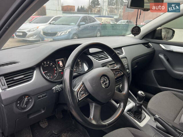 Серый Шкода Октавия, объемом двигателя 1.6 л и пробегом 264 тыс. км за 10600 $, фото 15 на Automoto.ua