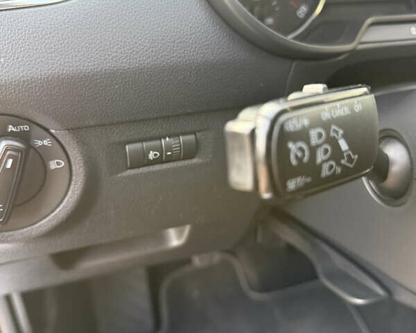 Сірий Шкода Октавія, об'ємом двигуна 1.6 л та пробігом 264 тис. км за 9600 $, фото 16 на Automoto.ua