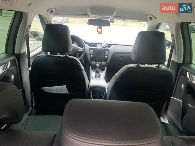 Серый Шкода Октавия, объемом двигателя 2 л и пробегом 293 тыс. км за 13100 $, фото 55 на Automoto.ua