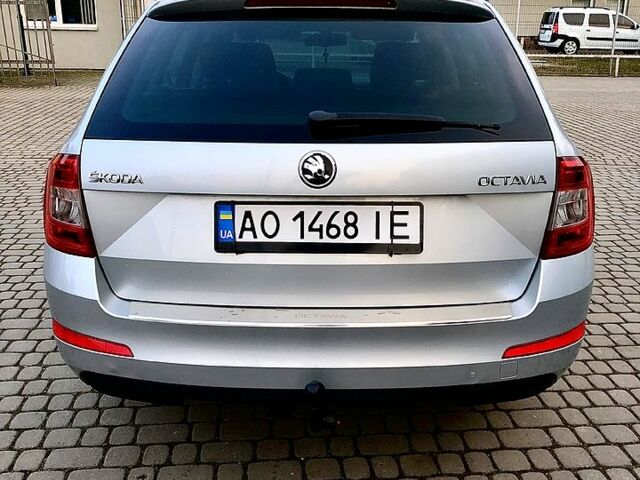 Сірий Шкода Октавія, об'ємом двигуна 2 л та пробігом 290 тис. км за 12600 $, фото 6 на Automoto.ua
