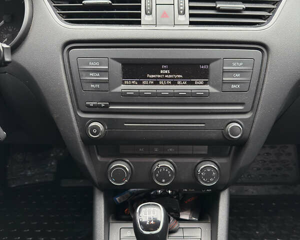 Серый Шкода Октавия, объемом двигателя 1.6 л и пробегом 270 тыс. км за 9300 $, фото 18 на Automoto.ua