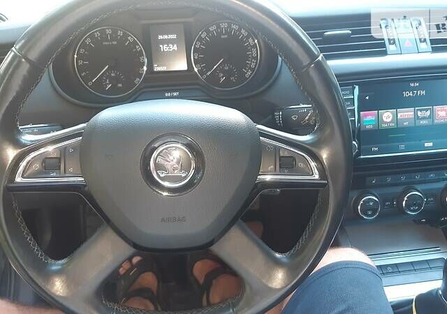 Шкода Октавия 2014 в Львове на Automoto.ua Серый Шкода Октавия, объемом двигателя 1.6 л и пробегом 294 тыс. км за 11499 $, фото 17 на Automoto.ua