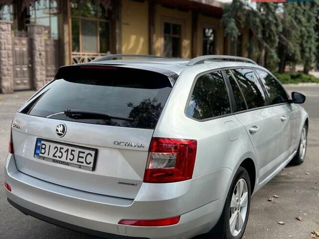 Серый Шкода Октавия, объемом двигателя 1.6 л и пробегом 206 тыс. км за 10000 $, фото 8 на Automoto.ua