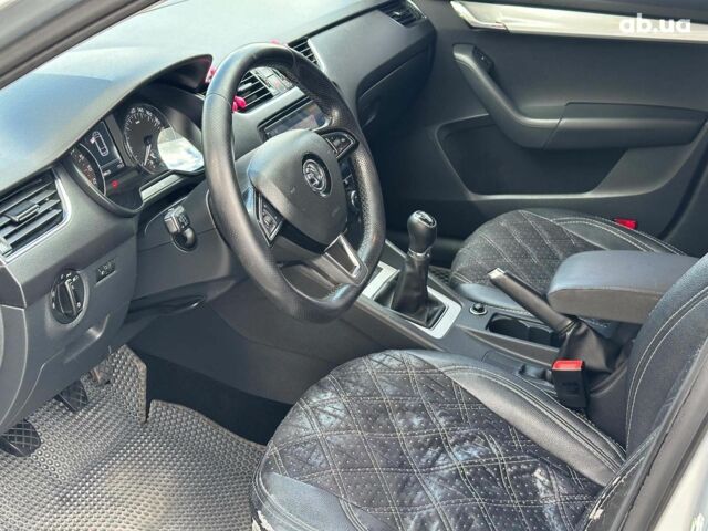 Серый Шкода Октавия, объемом двигателя 1.6 л и пробегом 380 тыс. км за 10490 $, фото 22 на Automoto.ua