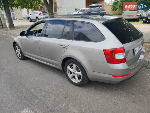 Серый Шкода Октавия, объемом двигателя 2 л и пробегом 290 тыс. км за 12700 $, фото 3 на Automoto.ua