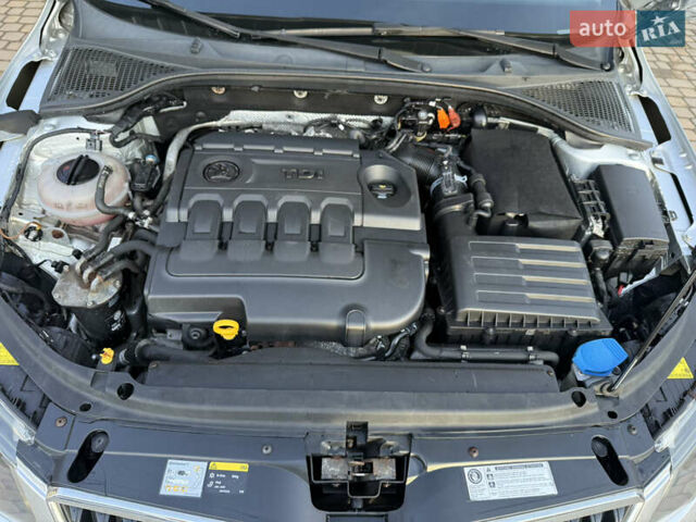 Сірий Шкода Октавія, об'ємом двигуна 1.6 л та пробігом 264 тис. км за 9600 $, фото 28 на Automoto.ua