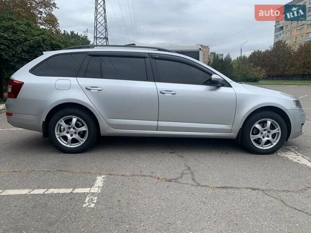 Серый Шкода Октавия, объемом двигателя 2 л и пробегом 293 тыс. км за 13100 $, фото 9 на Automoto.ua