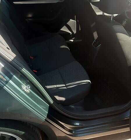 Шкода Октавия 2014 в Львове на Automoto.ua Серый Шкода Октавия, объемом двигателя 1.6 л и пробегом 294 тыс. км за 11499 $, фото 15 на Automoto.ua