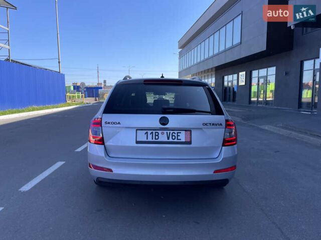 Сірий Шкода Октавія, об'ємом двигуна 2 л та пробігом 243 тис. км за 11990 $, фото 1 на Automoto.ua