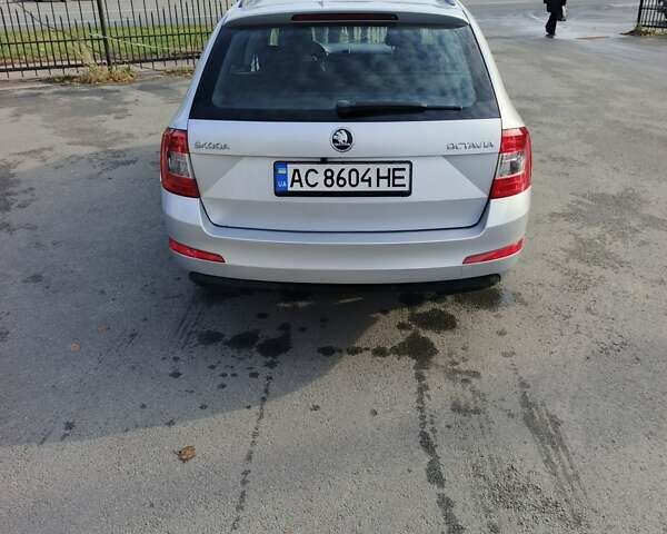 Шкода Октавія 2014 у Чернігові на Automoto.ua Сірий Шкода Октавія, об'ємом двигуна 1.6 л та пробігом 235 тис. км за 8700 $, фото 9 на Automoto.ua