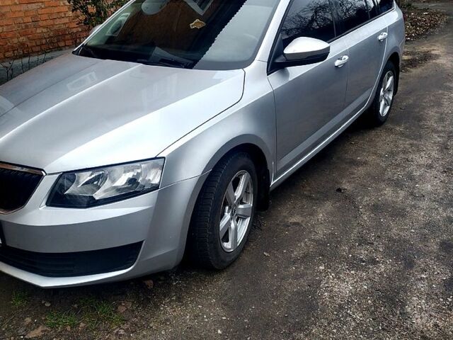 Сірий Шкода Октавія, об'ємом двигуна 1.6 л та пробігом 246 тис. км за 9900 $, фото 1 на Automoto.ua