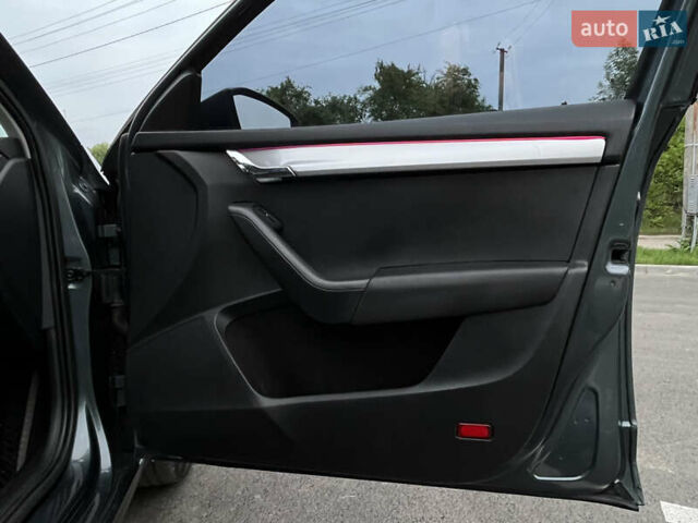 Шкода Октавия 2014 в Дрогобыче на Automoto.ua Серый Шкода Октавия, объемом двигателя 1.97 л и пробегом 270 тыс. км за 11650 $, фото 21 на Automoto.ua