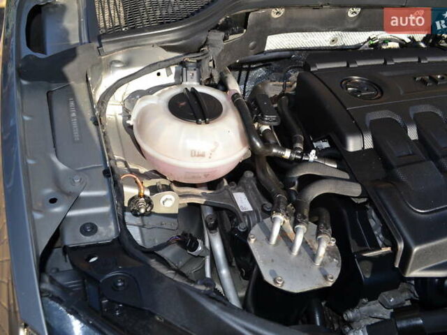 Серый Шкода Октавия, объемом двигателя 2 л и пробегом 228 тыс. км за 12500 $, фото 38 на Automoto.ua