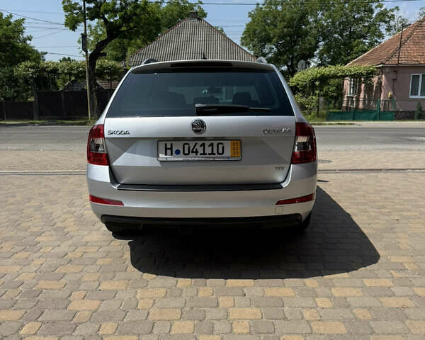 Сірий Шкода Октавія, об'ємом двигуна 1.6 л та пробігом 265 тис. км за 9999 $, фото 6 на Automoto.ua