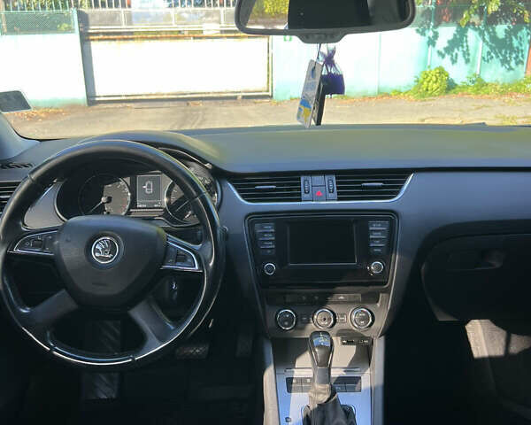 Серый Шкода Октавия, объемом двигателя 1.97 л и пробегом 249 тыс. км за 10800 $, фото 6 на Automoto.ua