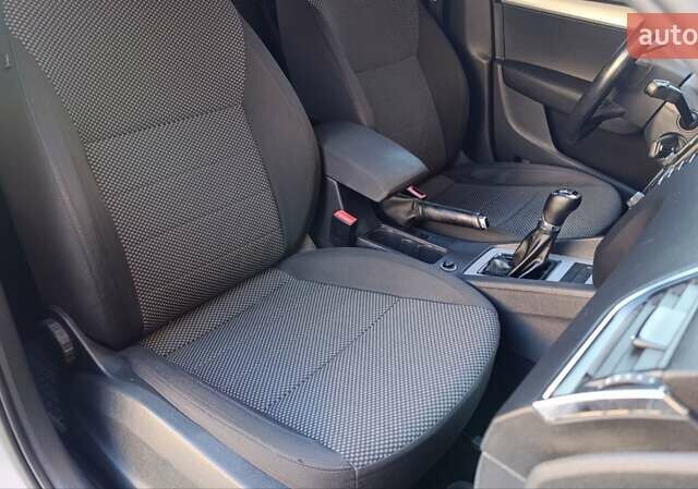 Серый Шкода Октавия, объемом двигателя 1.6 л и пробегом 290 тыс. км за 8900 $, фото 23 на Automoto.ua