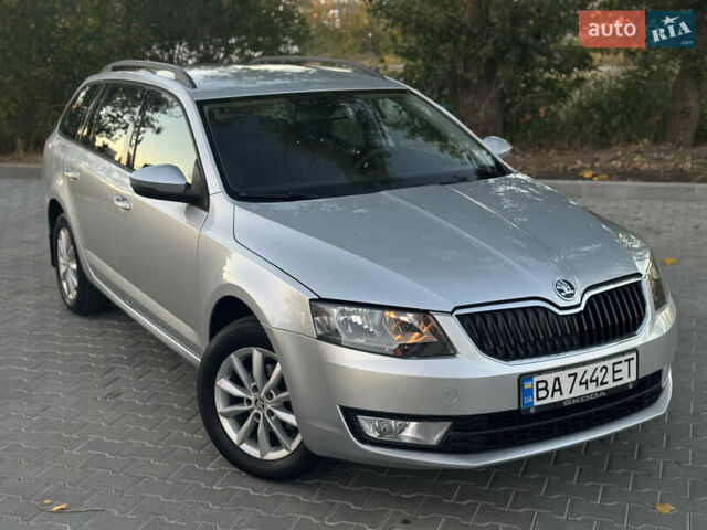 Серый Шкода Октавия, объемом двигателя 1.6 л и пробегом 281 тыс. км за 10499 $, фото 1 на Automoto.ua