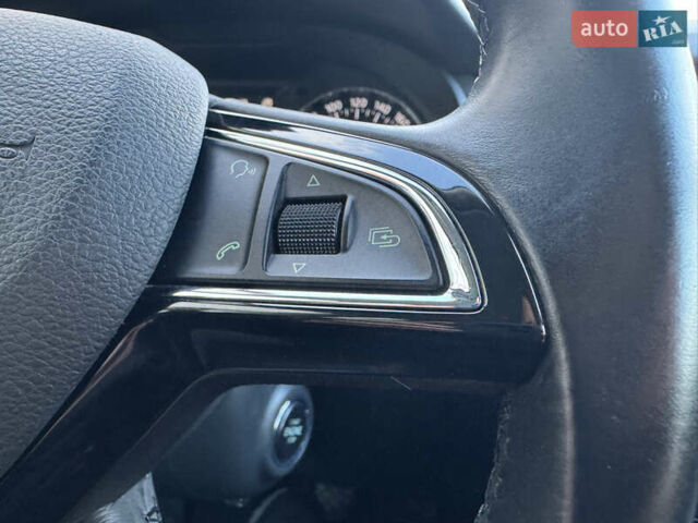 Сірий Шкода Октавія, об'ємом двигуна 1.6 л та пробігом 221 тис. км за 12250 $, фото 82 на Automoto.ua