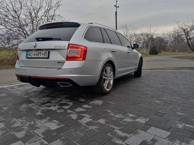 Шкода Октавия 2014 в Ужгороде на Automoto.ua Серый Шкода Октавия, объемом двигателя 2 л и пробегом 270 тыс. км за 13500 $, фото 8 на Automoto.ua