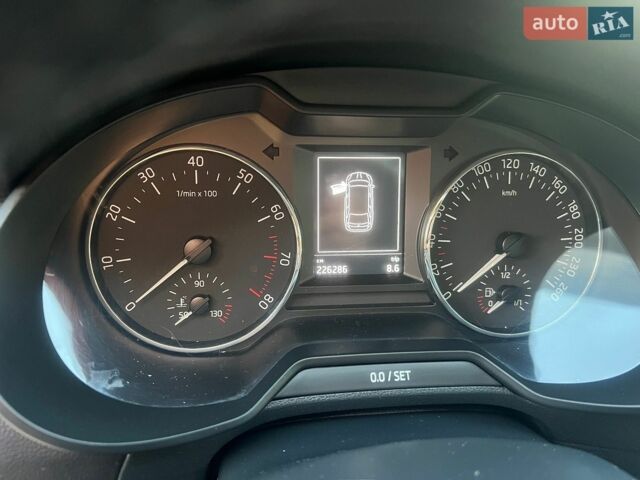 Серый Шкода Октавия, объемом двигателя 1.4 л и пробегом 226 тыс. км за 10500 $, фото 18 на Automoto.ua