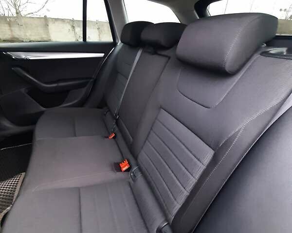 Сірий Шкода Октавія, об'ємом двигуна 1.97 л та пробігом 301 тис. км за 13300 $, фото 15 на Automoto.ua